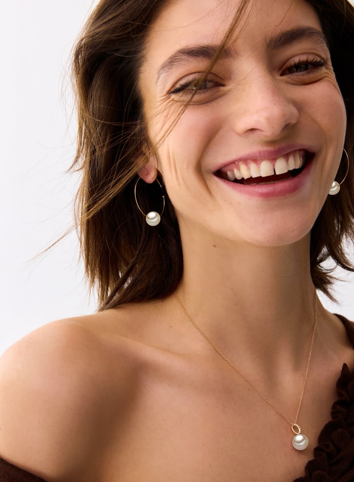 PEARL JEWELLERY IN DAILY LIFE